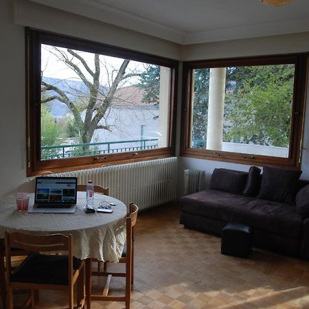 Spacious Home At The Heart Of Saint Ismier Exteriör bild