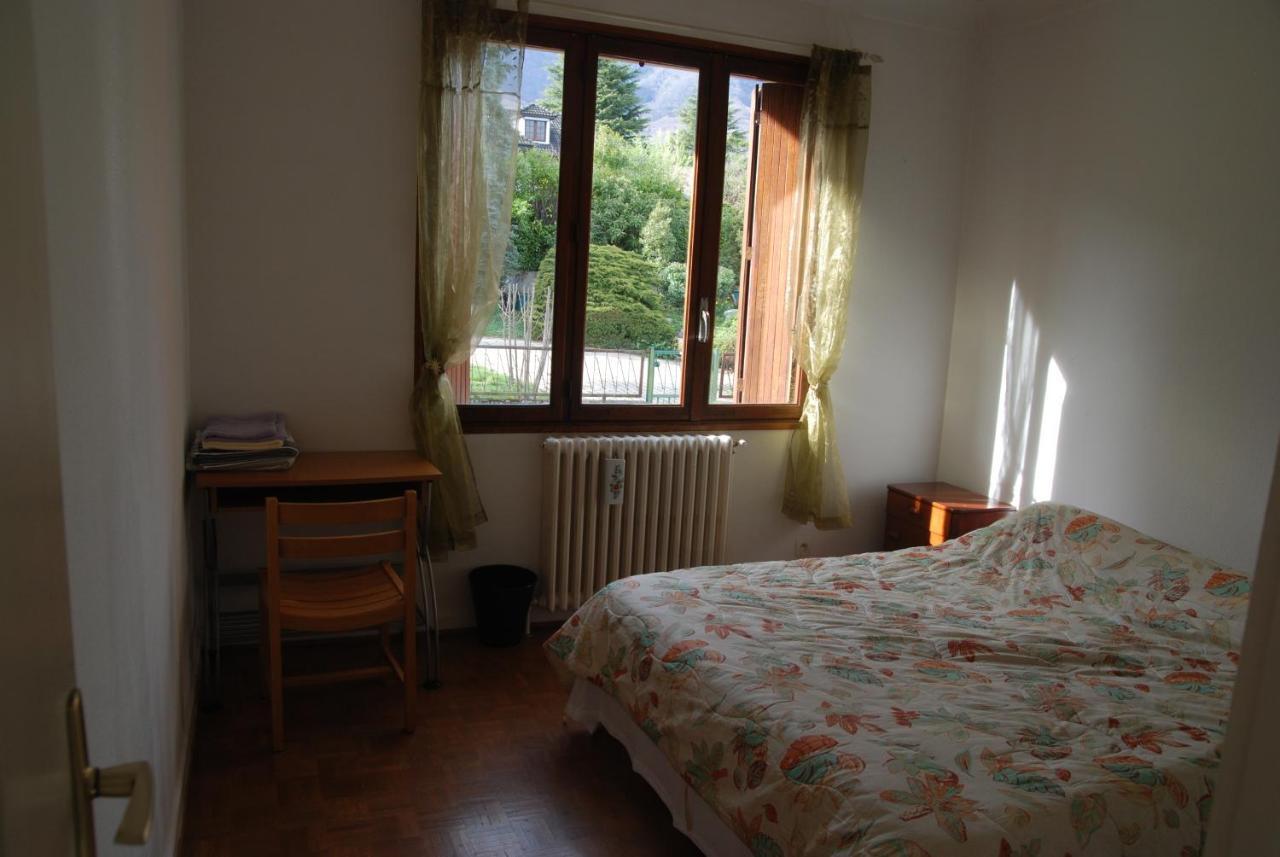 Spacious Home At The Heart Of Saint Ismier Exteriör bild